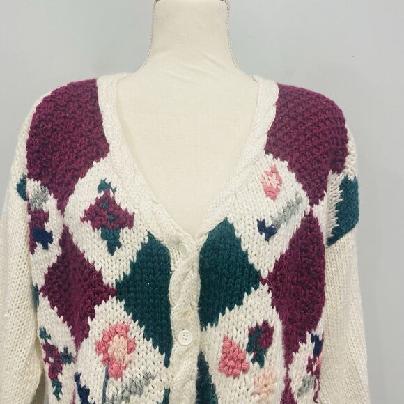 VTG Colleen’s Collectables XL Cream Hand Knit Heavy Sweater Floral Cottagecore* - Picture 15 of 16